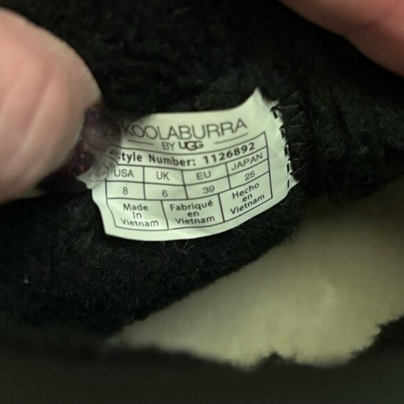 🎉🎉UGG Classic Short: Timeless Warmth for Every Step - Picture 8 of 15